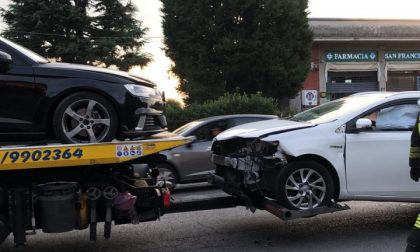 Scontro Frontale Tra Due Auto Traffico In Tilt Prima Merate