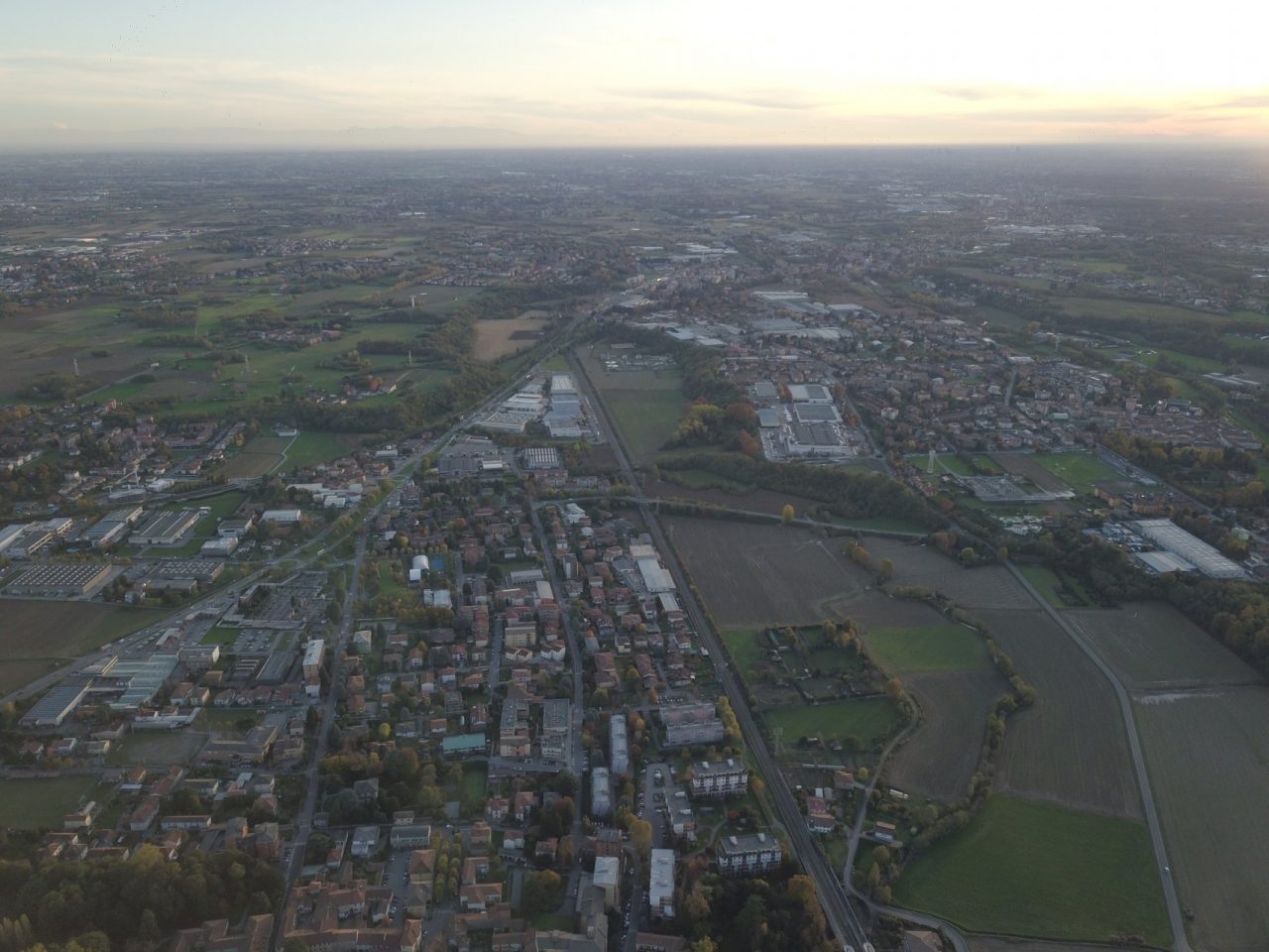 Aria inquinata? L’assessore Cattaneo: “Pm10 lombardo inferiore alla media europea”