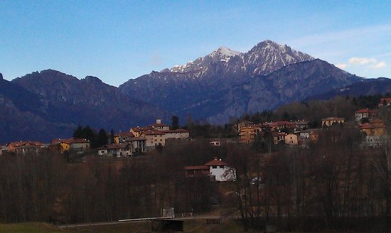 Riapre il centro di raccolta rifiuti, ma ad orari scaglionati in base all’ordine alfabetico