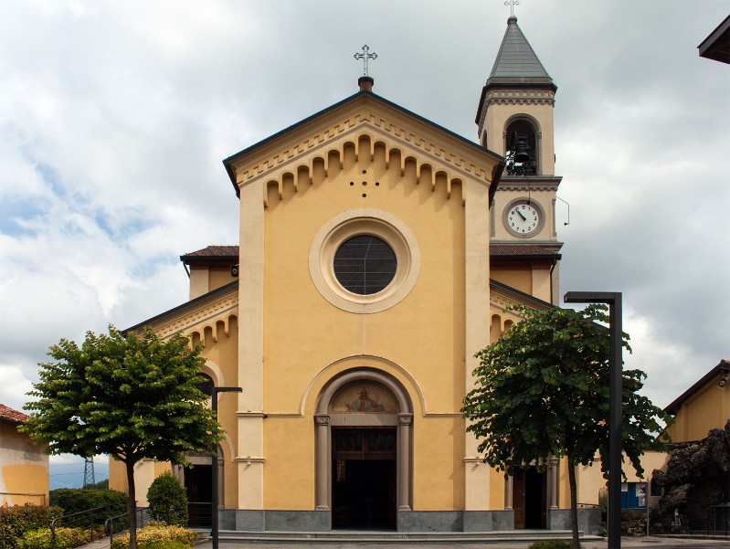 Vendita di arance a sostegno delle missioni