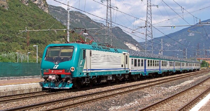 Straniero sui treni: “A Lecco troppi disagi: serve un intervento immediato della Regione”