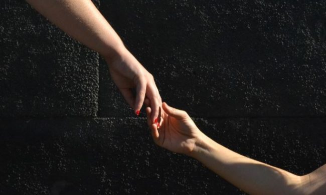 La minorenne scomparsa è in contatto con i genitori: “Si spera che oggi stesso rientri a casa”