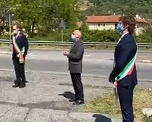 Il 25 aprile di Olgiate, Calco e Brivio alla rotonda dei Partigiani IL VIDEO