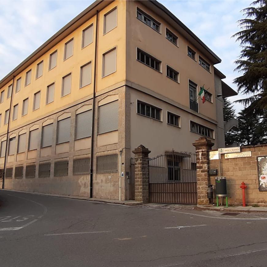 Coronavirus: l’Istituto scolastico mette a disposizione degli studenti i suoi Pc