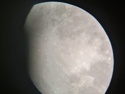 La superluna nelle foto di una bimba di 11 anni