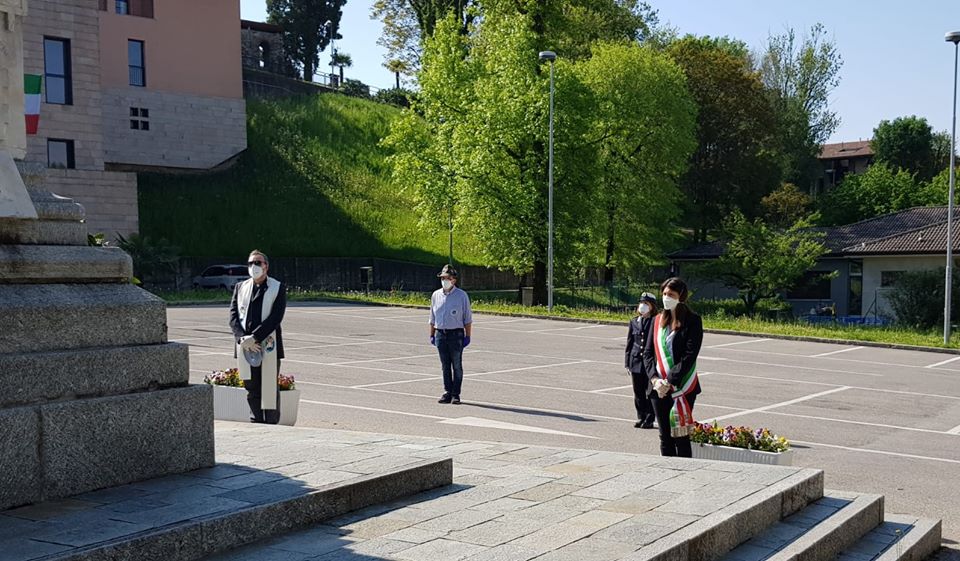 Le celebrazioni del 25 aprile a Cassago Brianza FOTO
