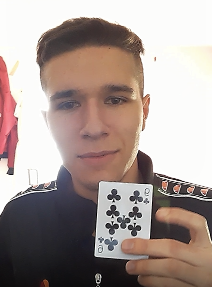 La ricetta del mago Vegas: “Un’illusione e la noia scompare” VIDEO