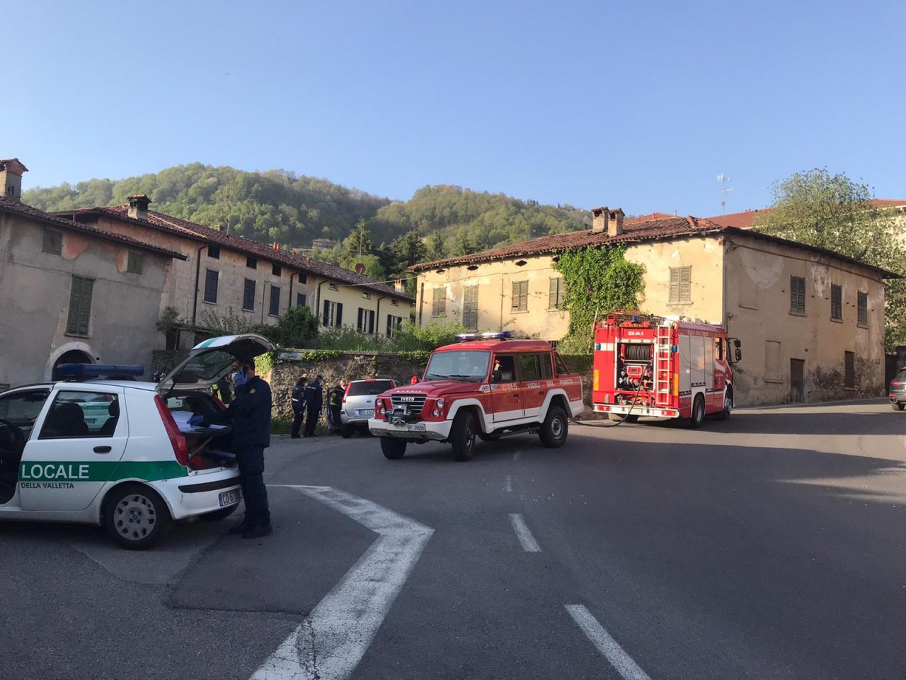 Colto da malore alla guida, muore un 45enne LE FOTO