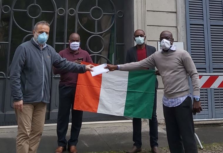 Aiutiamoci riceve anche il sostegno dell’Associazione Ivoriani di Lecco