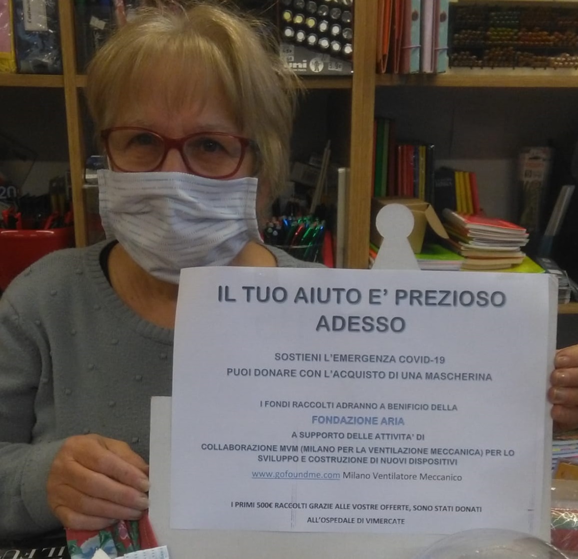 Niente mascherine? Le trovate in edicola a Rogoredo. E fate pure beneficenza…