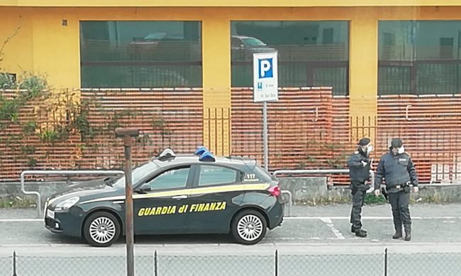 Violano la quarantena: due denunciati