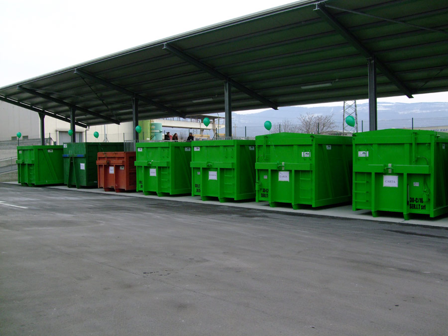 Apertura straordinaria della piattaforma ecologica FOTO