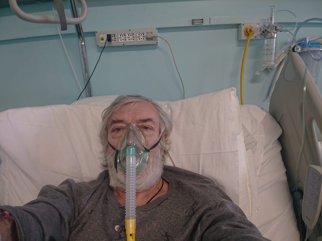 Il racconto del cantautore che è sopravvissuto al Coronavirus