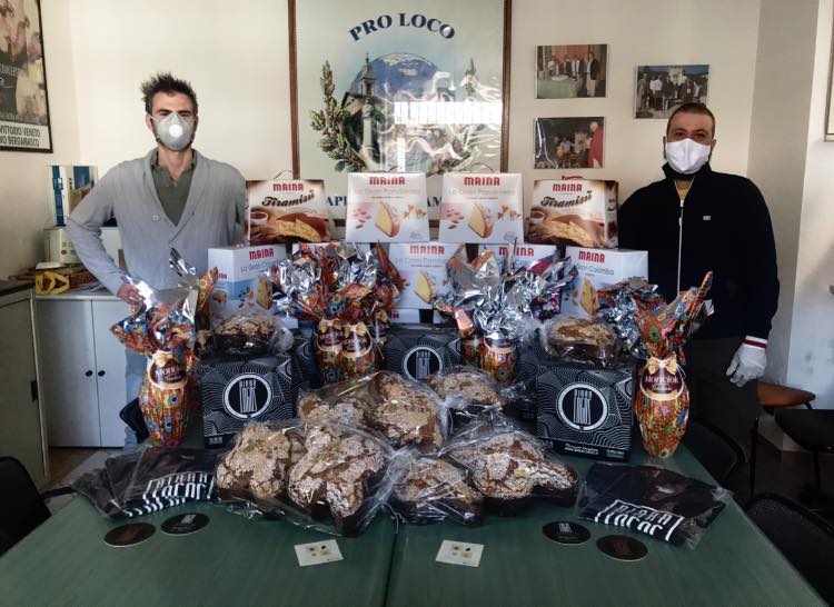 Prinoca porta dolci regali al personale ospedaliero di Ponte San Pietro