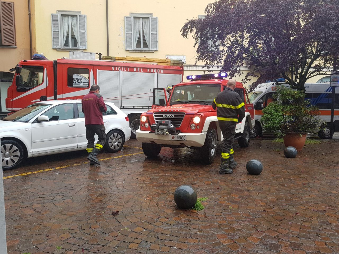 Malore in casa, salvata una donna FOTOGALLERY E VIDEO