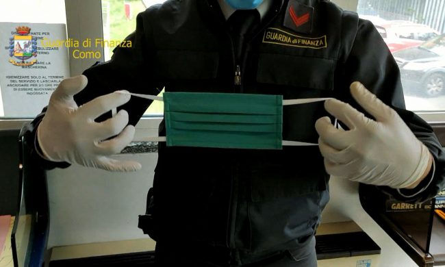 Truffa  sulla fornitura di mascherine, tute e camici a Regione: blitz della Finanza