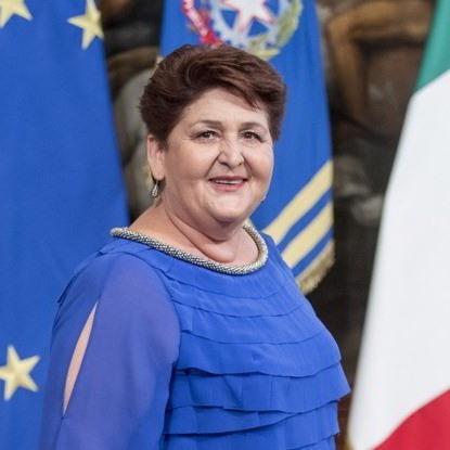 Il Ministro Bellanova perdona il Toro di Civate per gli insulti: “Non licenziatelo”