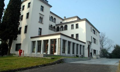 Il Lions Club Milano Nord 92 dona mascherine a Villa dei Cedri