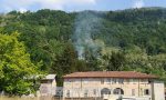 Incendio in collina, maxi mobilitazione di mezzi FOTO