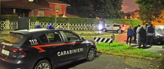39enne affetto da depressione uccide la madre con almeno 20 coltellate