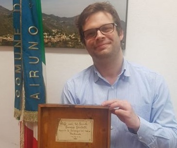 Le staffe del cavallo di Garibaldi donate al Comune