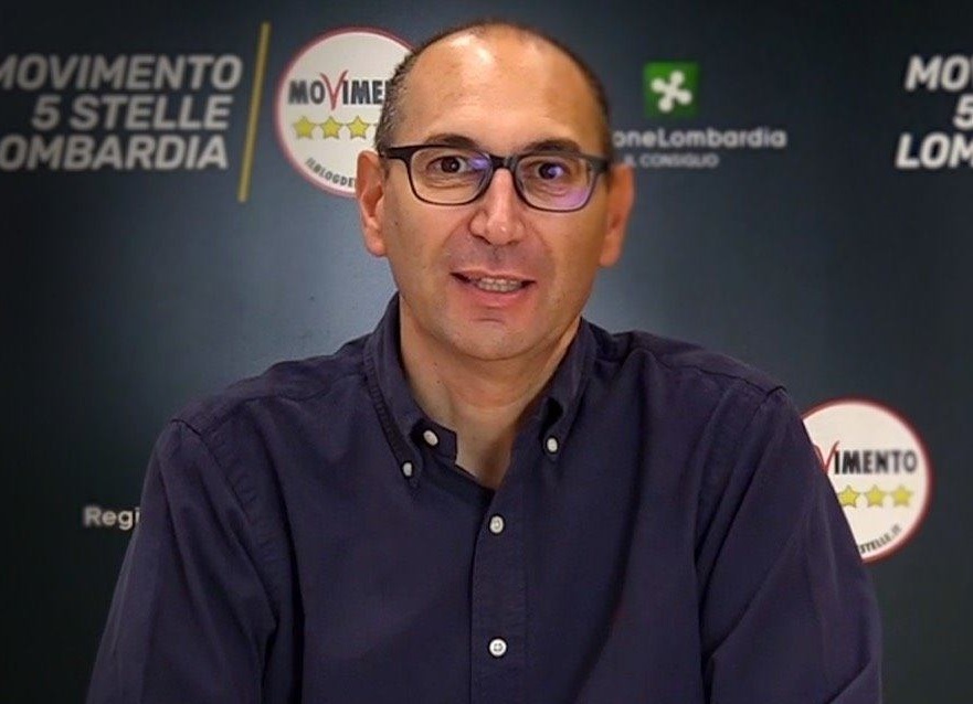 Diretta Facebook con “scivolone” sulle norme della Fase 2, Panzeri attaccato nuovamente