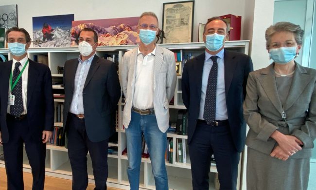 Donatori di sangue in azione per la raccolta di plasma iperimmune anti Covid-19