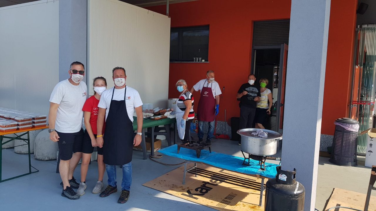 Grande successo per il pranzo take away di beneficenza degli Amici di Tosco e di Ars Rovagnate FOTO