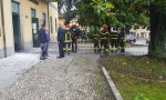Choc a Brivio: incendiate le porte del municipio FOTO E VIDEO