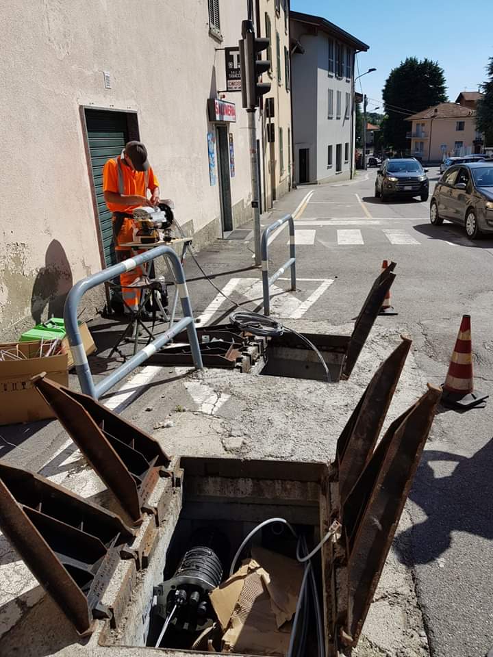 In dirittura d’arrivo la fibra ottica a Calco FOTO