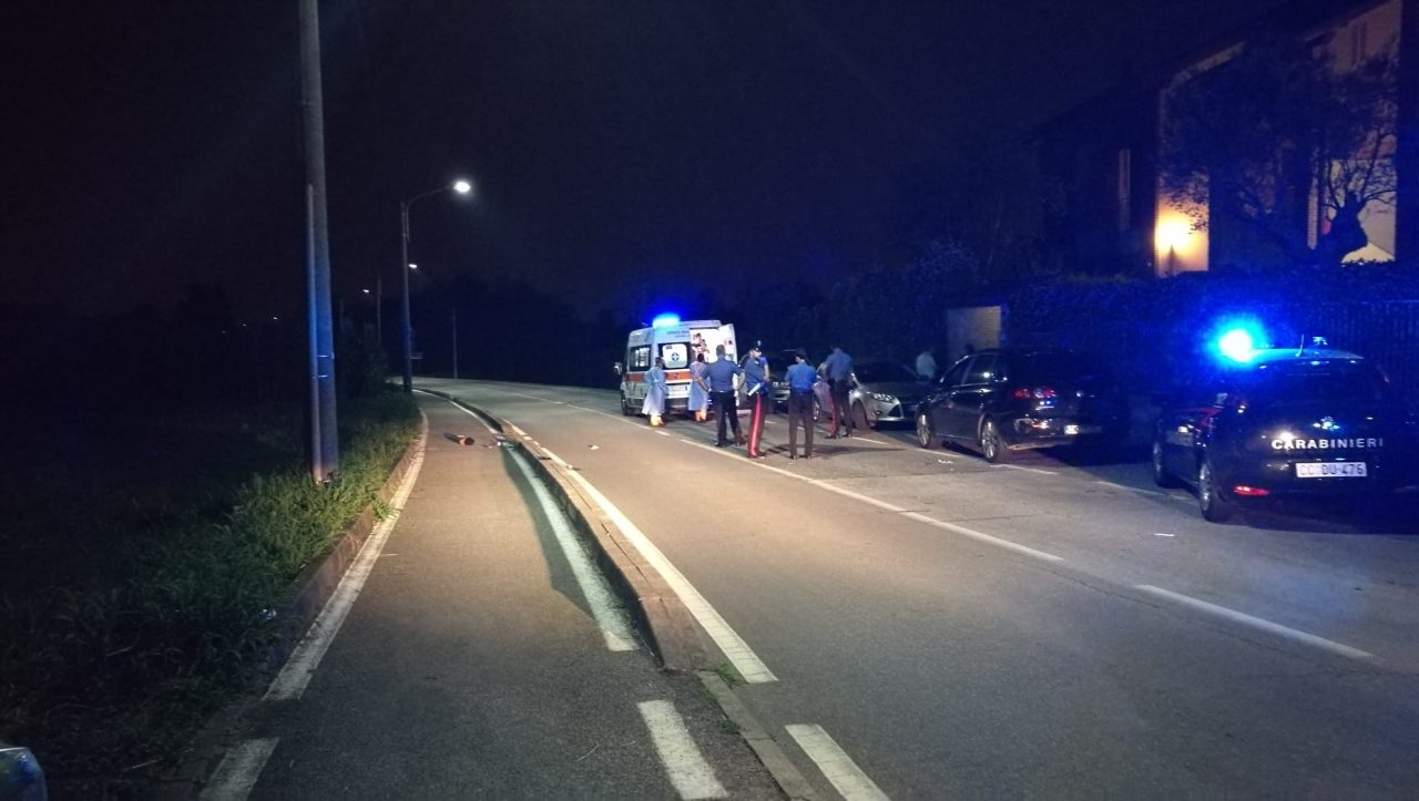 Rissa per strada: coinvolti un giovane e una coppia FOTO