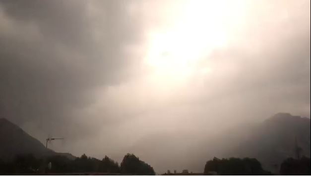 Tempesta perfetta: lo spettacolo dei fulmini sul Lecchese VIDEO