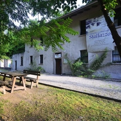 Spettacolo teatrale allo Stallazzo