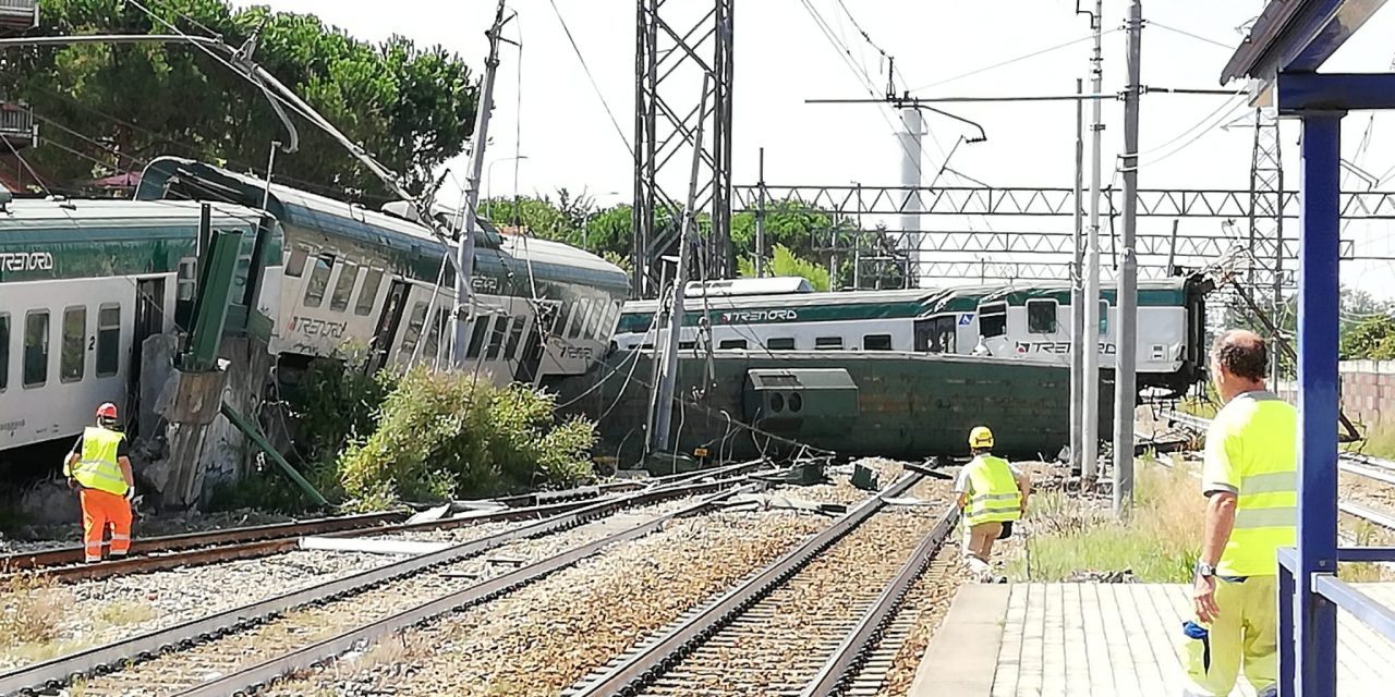 Deraglia un treno a Carnate: tutti gli aggiornamenti FOTO E VIDEO