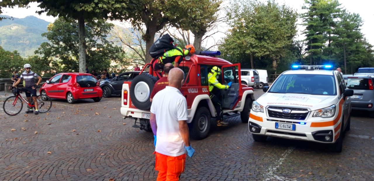 Precipita in falesia: 24enne in condizioni serie