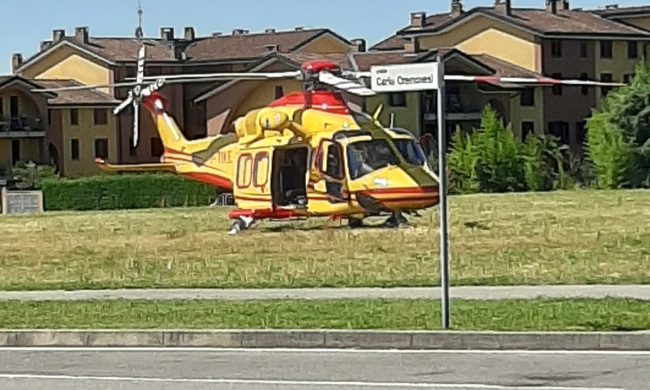 Fuori strada con l’auto, è gravissimo