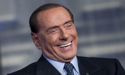 Polemiche sulla battuta di Berlusconi, lui risponde