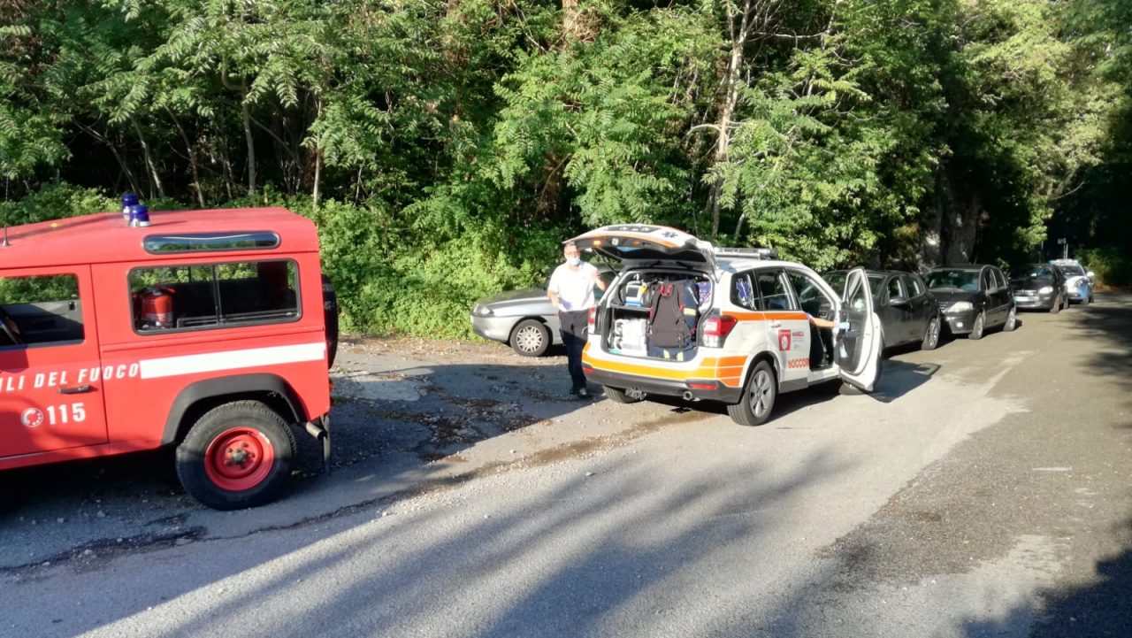 Due escursionisti trovano un cadavere alle pendici del San Martino