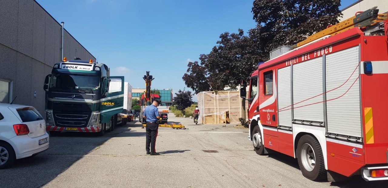 Incidente sul lavoro: operaio cade per tre metri FOTO E VIDEO
