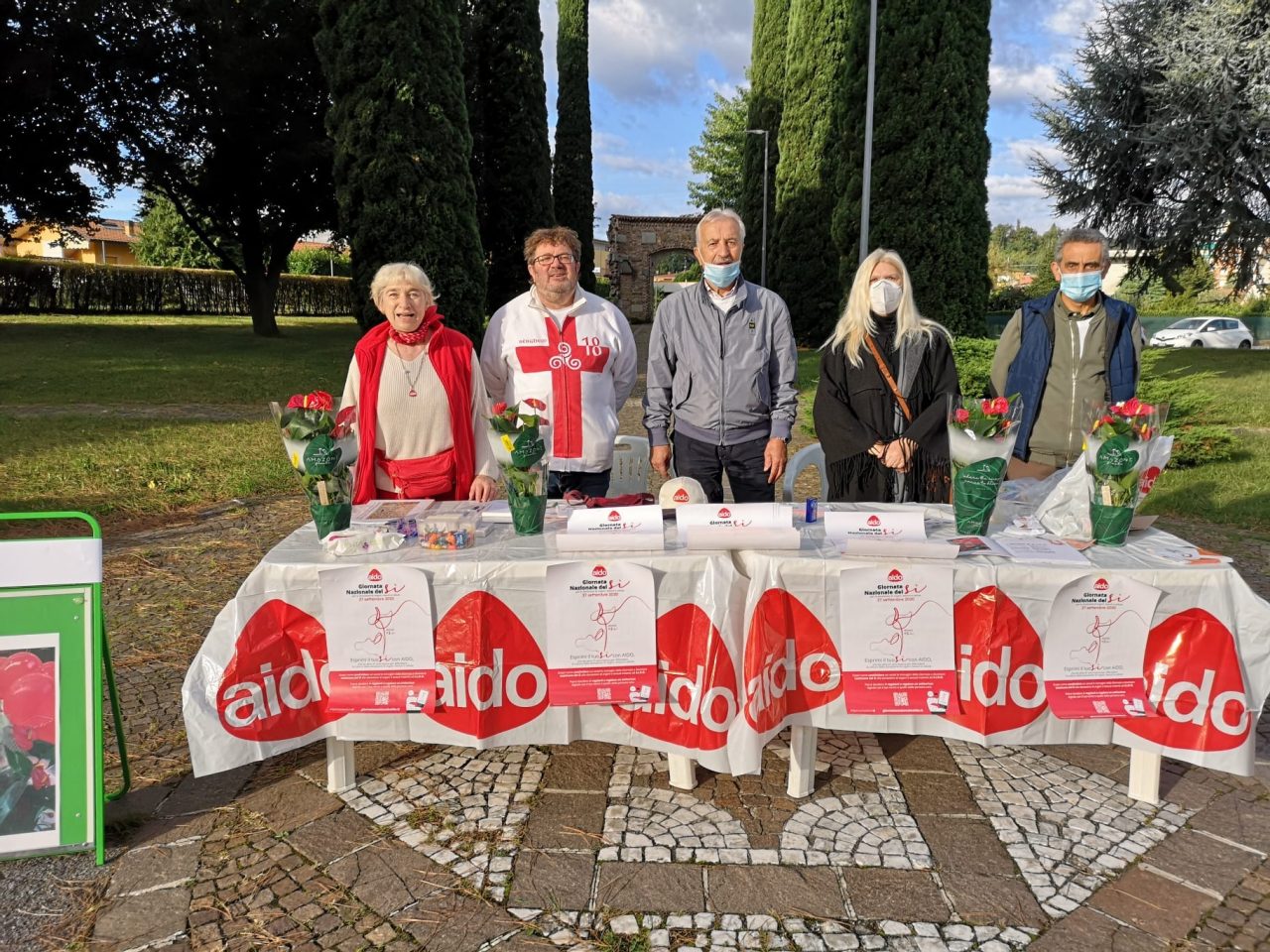 Giornata Del Sì: l’Aido di Carvico in piazza della chiesa per sensibilizzare sulla donazione di organi e tessuti FOTO