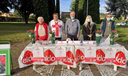 Giornata Del Sì: l'Aido di Carvico in piazza della chiesa per sensibilizzare sulla donazione di organi e tessuti FOTO