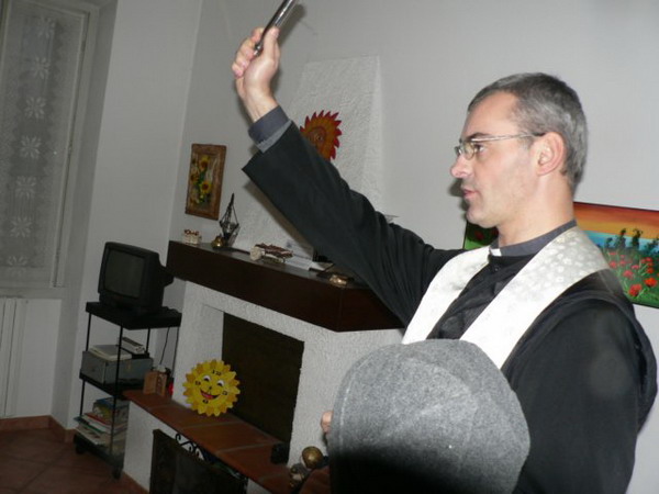 Nonostante il Covid le benedizioni natalizie nelle case si faranno