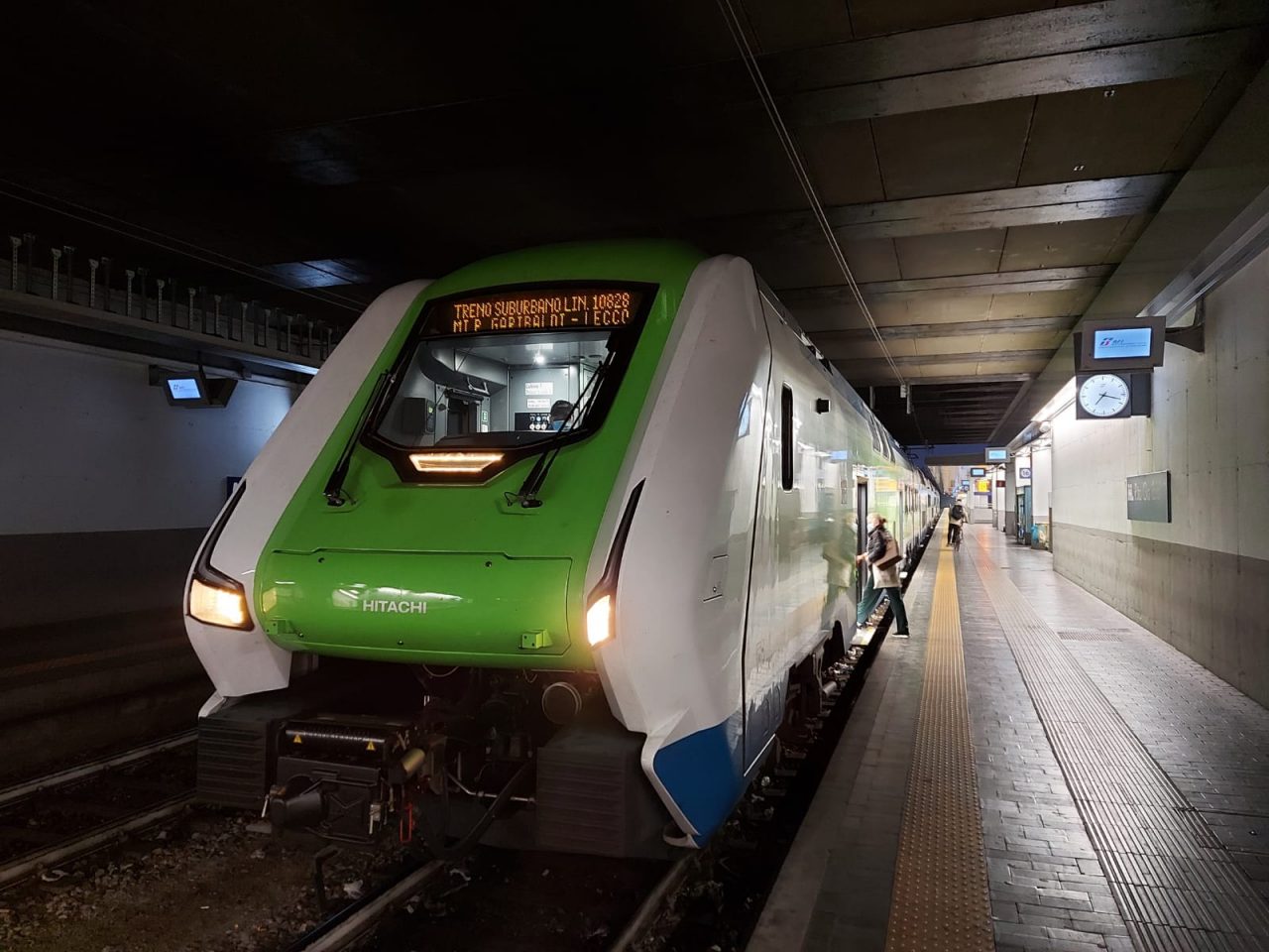 Treni: debutta il “Caravaggio” sulla linea Milano-Lecco FOTO E ORARI