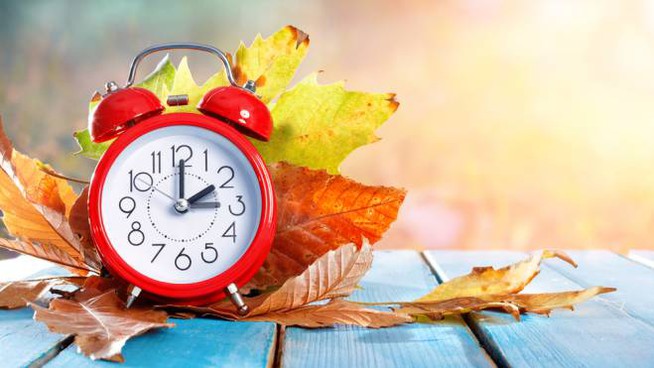 Il prossimo weekend lancette indietro di un’ora. Torna l’ora solare