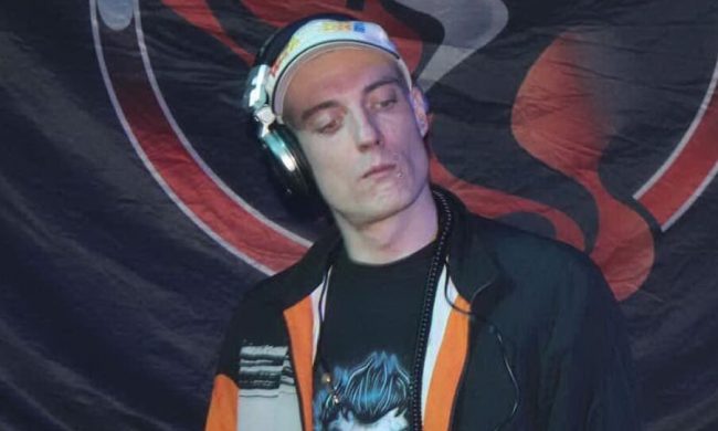 Uccise l’amico dj a coltellate: condannato a 16 anni