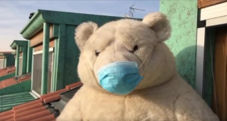 Covid, la parodia brianzola di Ibrahimovic: “Sta giö de döss, fa mia ul bìgül” IL VIDEO