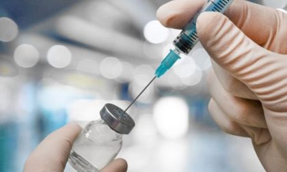 Ritardi nella consegna dei vaccini antinfluenzali, slitta a dicembre la somministrazione