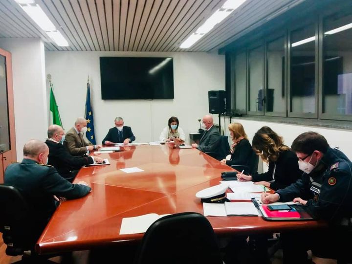 Dopo l’attacco terroristico a Vienna vertice delle forze dell’ordine per individuare profili e obiettivi nel Lecchese