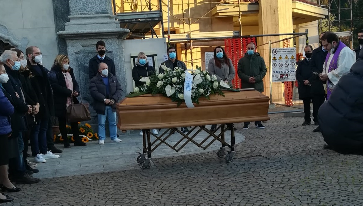 L’ultimo saluto alla dolce Alessia: “Sei un angelo”