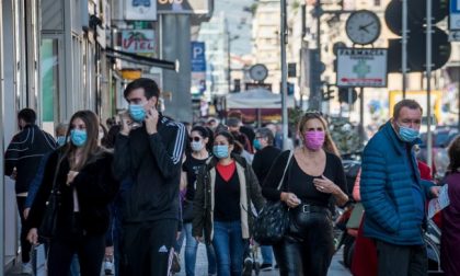 Contagi in salita: si pensa a chiudere Milano e torna lo spettro del lockdown